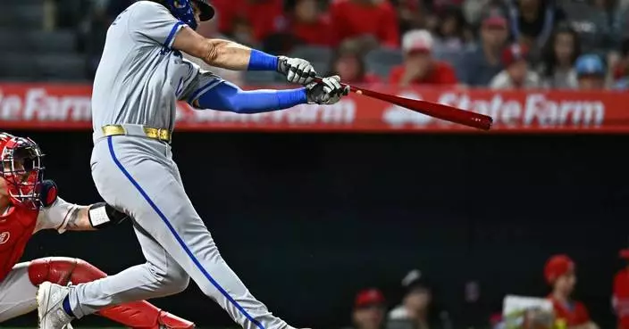 Royals beat the Angels 7-6 to snap 4-game losing streak