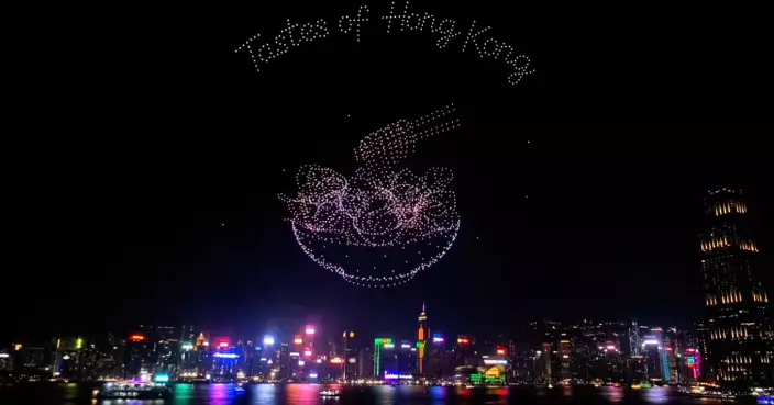 From Shrimp Wonton Noodles to Typhoon Shelter Crab: Taste of Hong Kong Lights Up the Night Sky