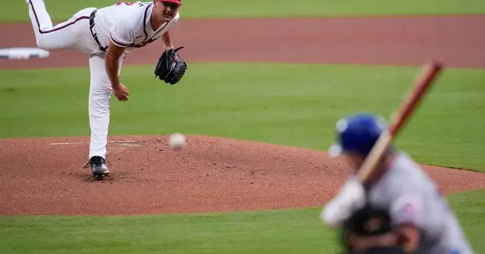Thomas homers to back Mahle in the Braves' 6-3 victory over the Mets