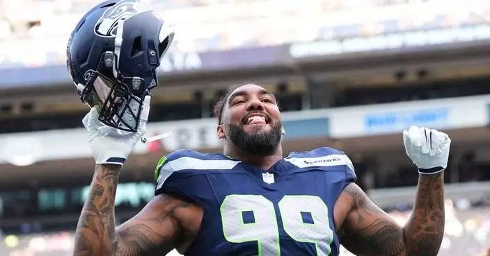 Seahawks give 3-time Pro Bowl DT Leonard Williams a $90 million, 3-year extension, AP source says