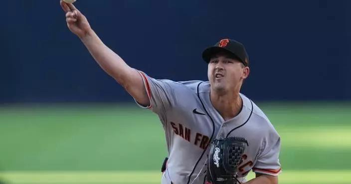 Braves look to bolster rotation depth by acquiring right-hander Tyler Mahle from Giants