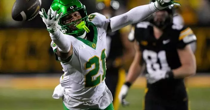 One is making his name in tackle football, the other in the soccer version: Meet the Flowers