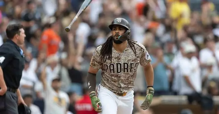 Fernando Tatis Jr. and newcomer Austin Hays power Padres to 7-2 victory over Astros