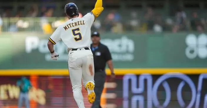Garrett Mitchell and Gary Sánchez help Brewers score 6 in 1st inning and beat Mariners 7-4
