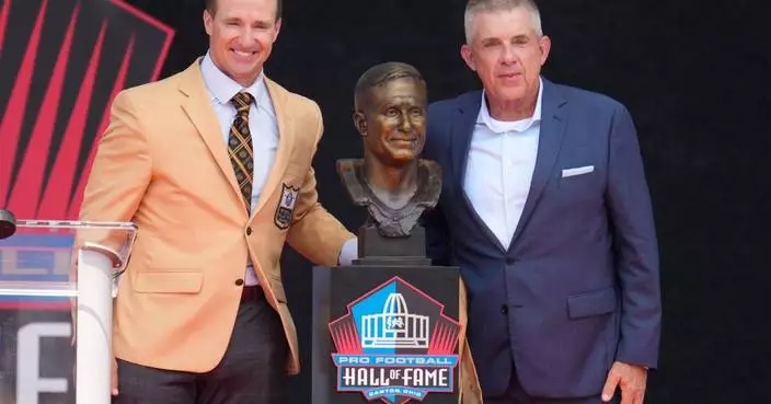 Drew Brees, Larry Fitzgerald, Luke Kuechly, Adam Vinatieri and Roger Craig enter the Hall of Fame