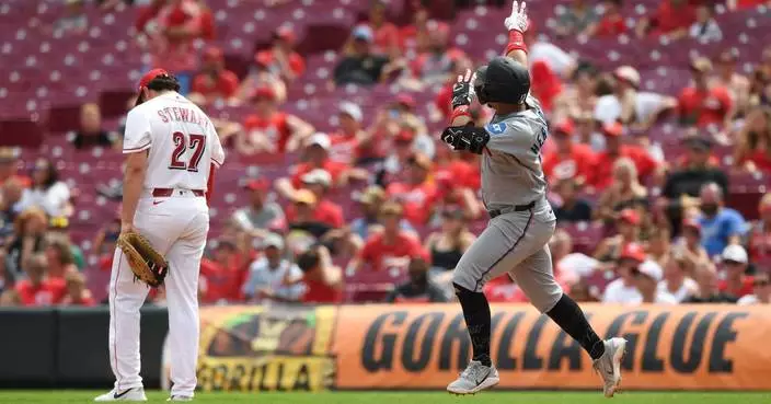 Hernández, Sanoja hit HRs in Marlins 7-1 win over Reds
