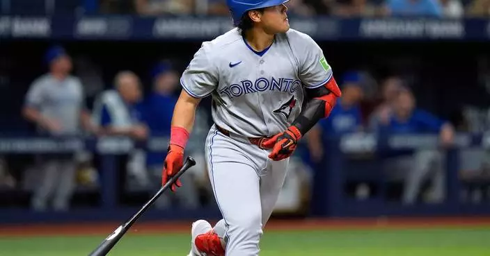 Okamoto sets Blue Jays rookie record with 25th home run as Toronto cruises by Rays 10-5