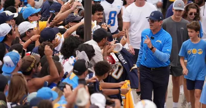 New offensive coordinator Mike McDaniel brings a different vibe to Chargers on and off field