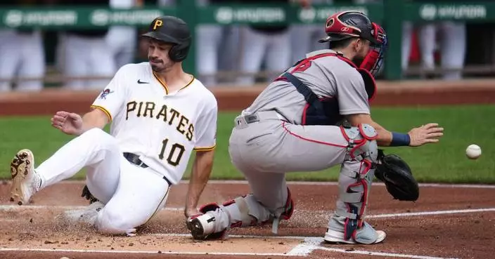 Reynolds, Lowe, and Yorke each drive in 2 runs, Pirates beat Red Sox 8-3 after 2 1/2-hour delay