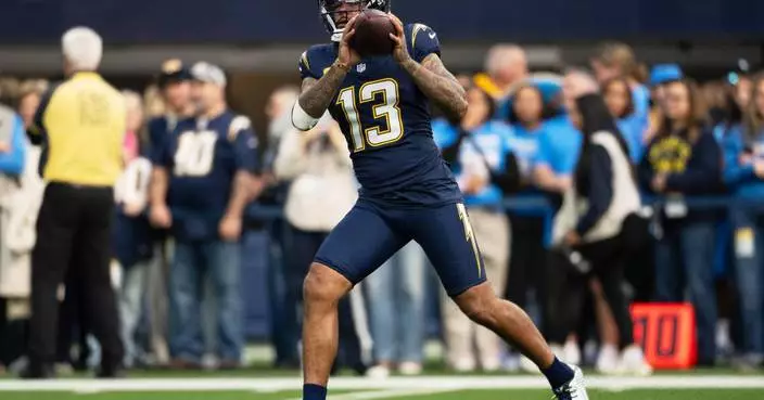 Colts add depth at wide receiving by signing Keenan Allen to a 1-year deal, AP source says