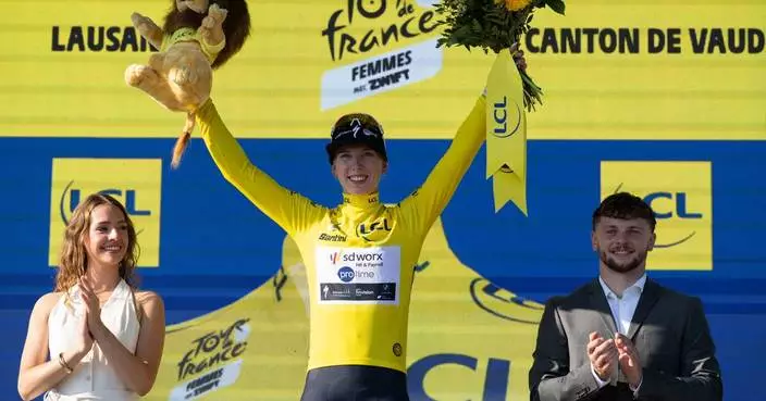 Lorena Wiebes wins opening stage of Women's Tour de France
