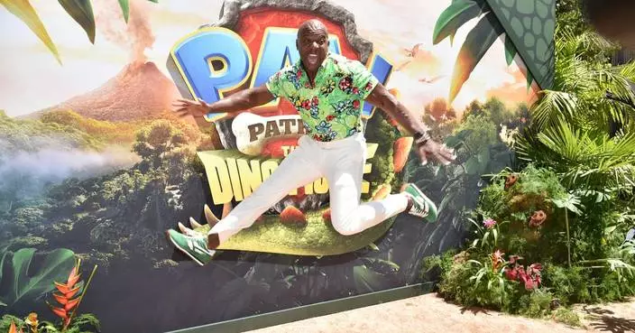 Box Office: ‘Spider-Man’ stays on top while two dino movies battle for third
