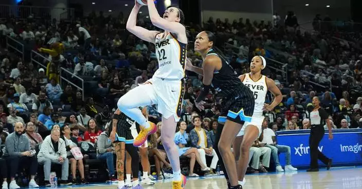 Caitlin Clark scores 37 points as the Fever beat the Sky 113-90