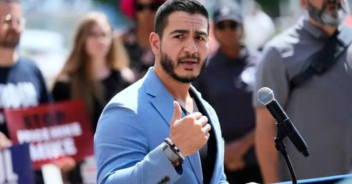 Michigan Democrats want to fight Trump. First they have to stop fighting each other