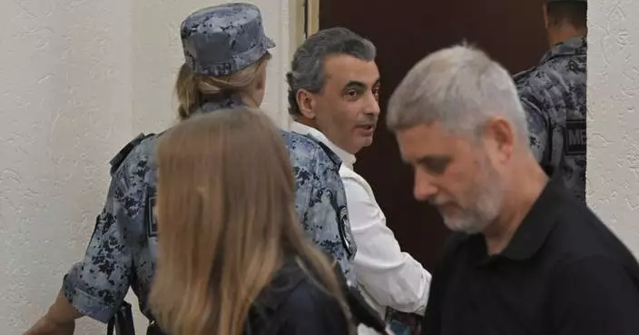 Russian court jails a Kremlin critic for 11 years for opposing the war in Ukraine