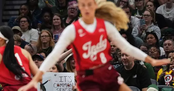Sophie Cunningham says she's not concerned about being a distraction for the Fever