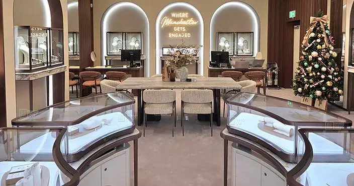 DG Display Showcase Helps Wongs Jewellers' Manchester Store Reach UK Store Design of the Year Shortlist