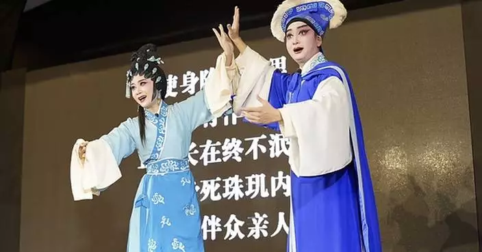 Cantonese opera plus stand-up comedy win over Singapore audiences