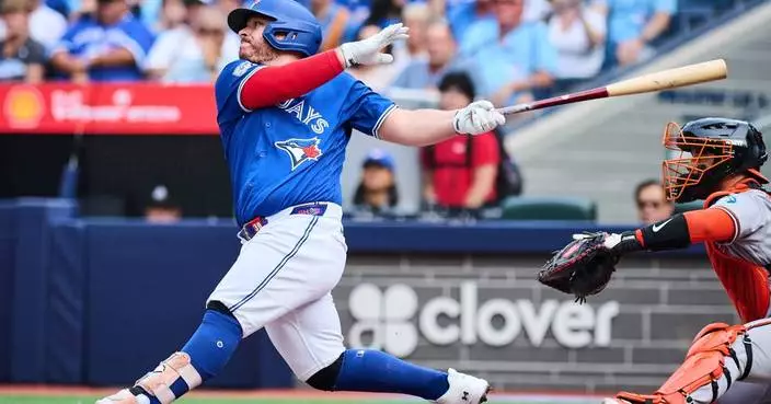 Alejandro Kirk hits 2-run homer, Brett Bateman has a solo shot as Blue Jays beat Orioles 7-3
