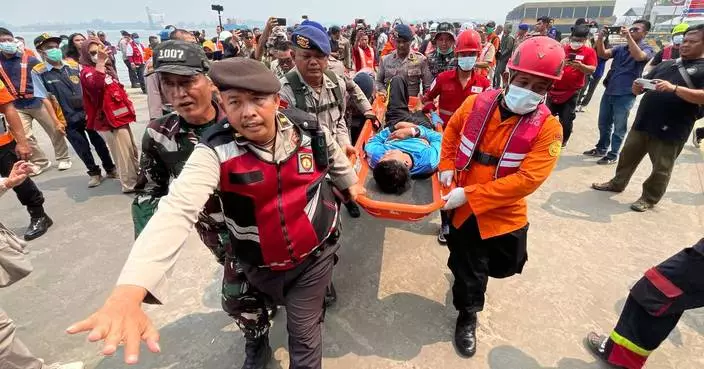 Indonesian divers recover 3 bodies from capsized ferry as salvage operation begins