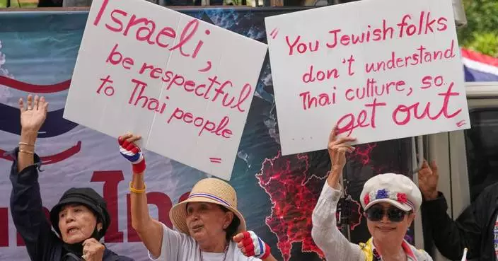 Hundreds rally at Israeli embassy in Bangkok to demand foreigners respect Thai laws