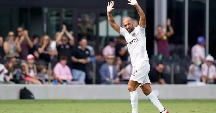 Columbus Crew fires reserve coach Federico Higuaín after incident with female referee