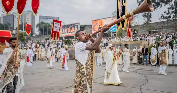 Ethiopians celebrate Meskel holiday with pomp, despite recent fighting in Tigray