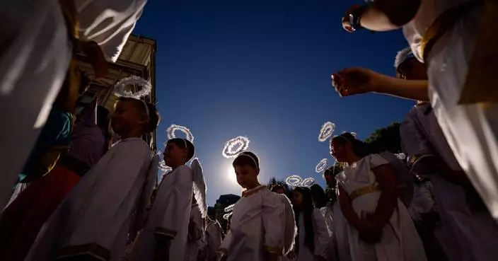 Bucharest’s Little Angels’ Parade brings children to the streets, in photos