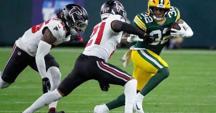 Packers' embarrassing home-opening loss exposes their lack of a rushing attack