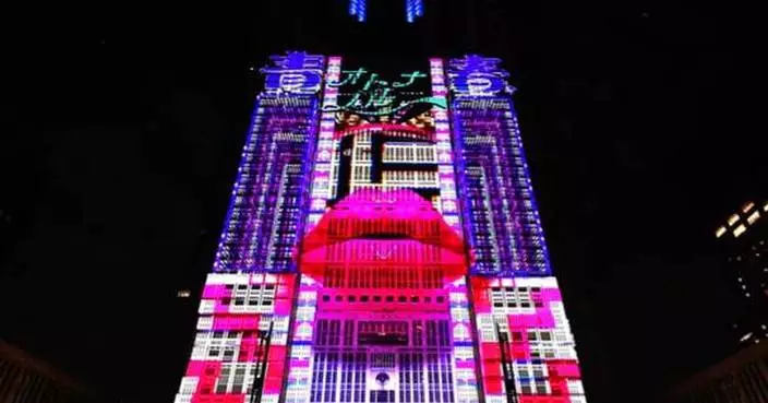 With More Than 2,000 Visitors, ATARASHII GAKKO! and Morimoto of Tontsukatan Lead the Opening-Day Countdown