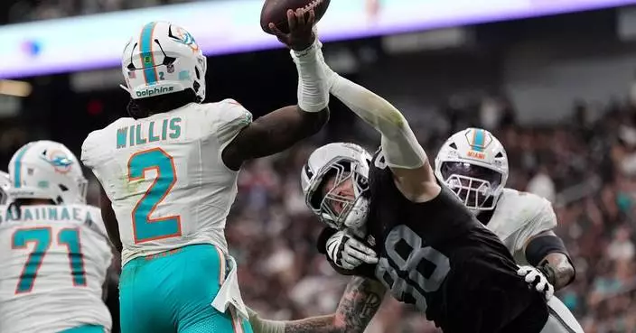 For young Dolphins and first-year coach, shaky opener is part of the rebuilding process