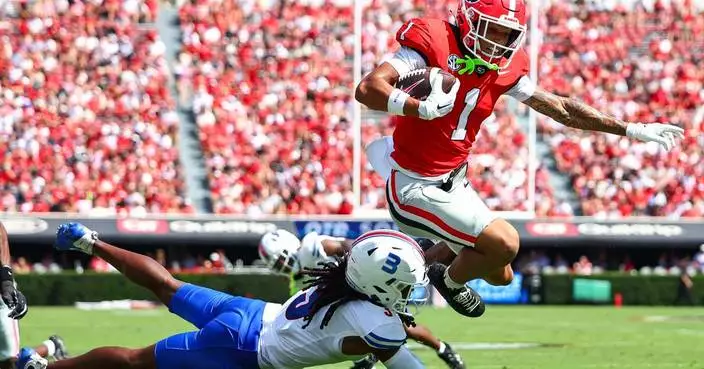 Stockton has 3 TD passes and Frazier runs for 3 scores as No. 3 Georgia beats Tennessee State 63-3