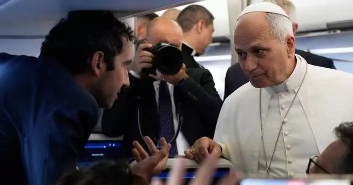 Pope Leo XIV affirms need for media when asked about Trump ban at White House