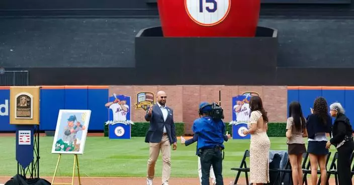 Carlos Beltrán won't rule out interviewing for Mets manager but doesn't sound interested
