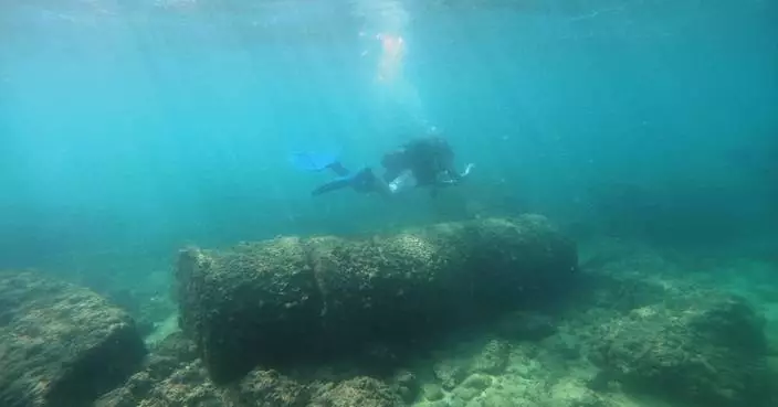 Photos of divers exploring Tyre’s ancient ruins after the Israel-Hezbollah ceasefire