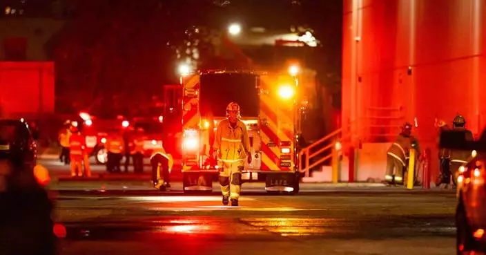 Helicopter crashes and kills at least 3 people near a bus crash in Los Angeles