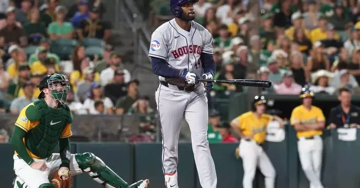 Yordan Alvarez goes deep as Astros hit 5 homers in 13-2 rout of A's to close in on AL West title