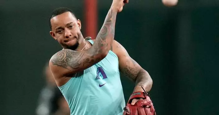 Ketel Marte booed at home in return to Diamondbacks' lineup, 2 weeks after no-show in Boston