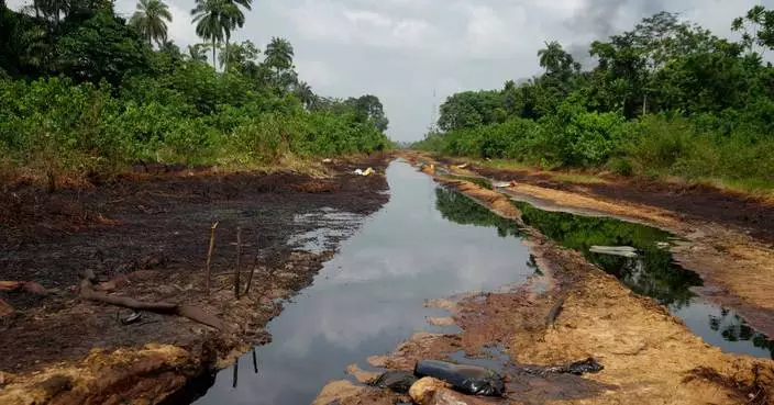 Dozens die in Nigeria oil theft attempt after inhaling toxic fumes