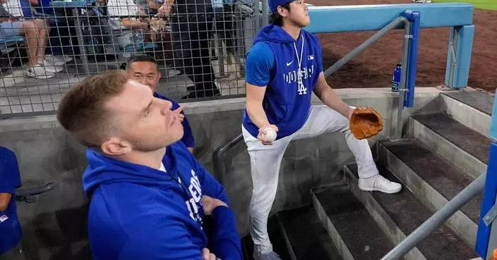 Freddie Freeman's knee, Shohei Ohtani's bat and the Dodgers' October calculus