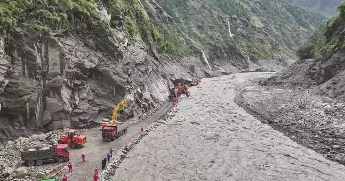 Rescue operations enter seventh day as Xizang mourns mudslide victim