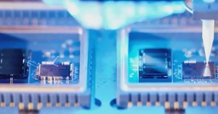 China's electronic information manufacturing sector posts rapid growth in January-July