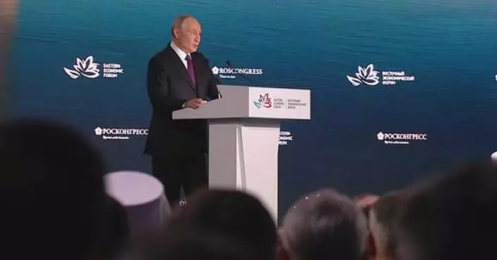 Putin says chance remains for ending Russia-Ukraine conflict