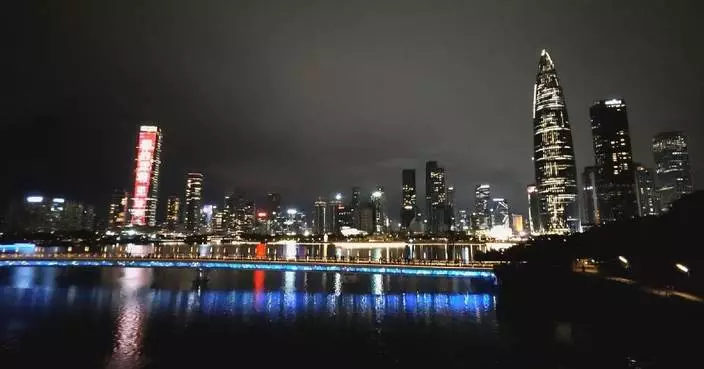 International journalists explore Shenzhen's nighttime charm on APMF sidelines
