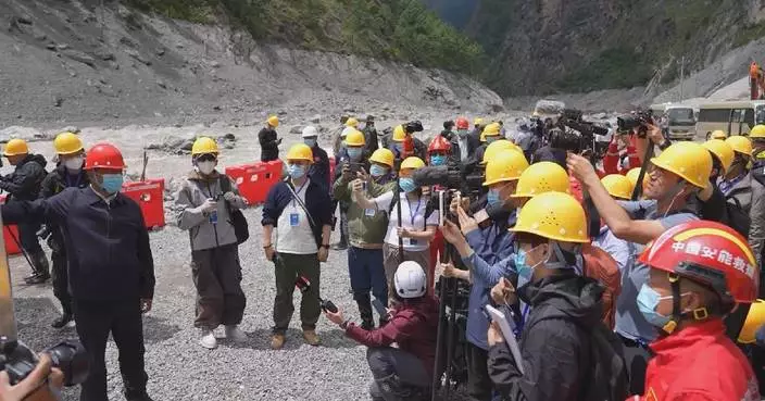 International media visit mudslide-hit Gyirong Port