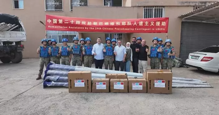 Chinese peacekeepers donate solar streetlights to Lebanese villages