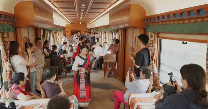 China's railways expand 'scenic routes' as tourism rail services hit new peak