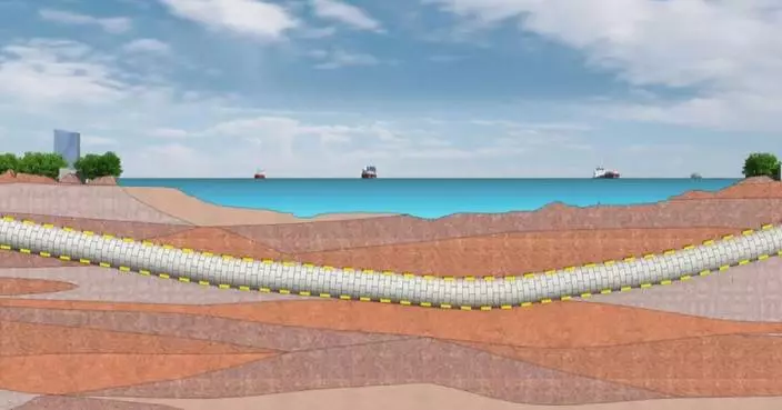 World's longest cross-river highway shield tunnel passes lowest point