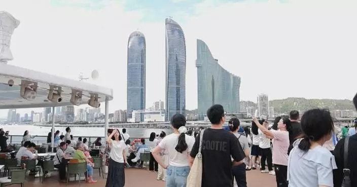 Holiday consumption booms ahead of National Day, Mid-Autumn Festival holidays