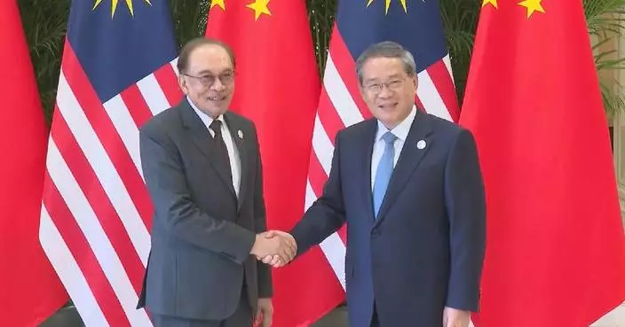 Chinese premier meets Malaysian prime minister